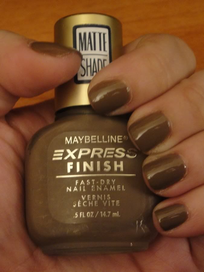 MOJ Maybelline Nails